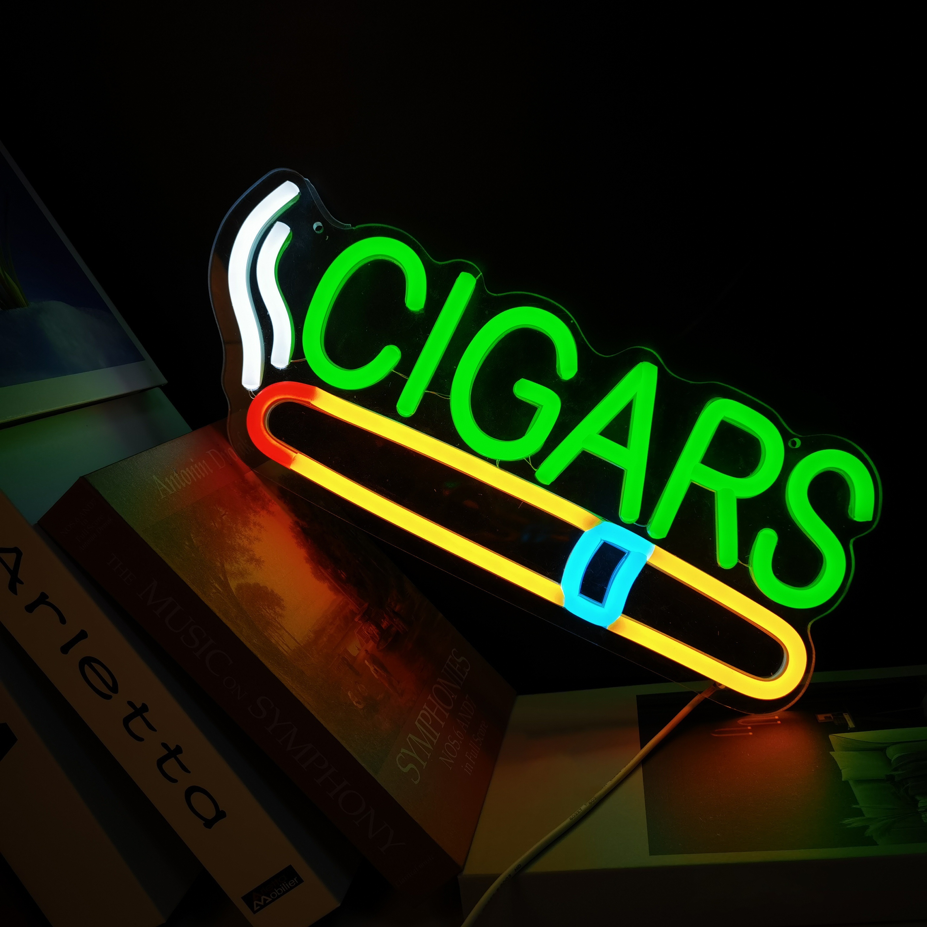 Cigar Shop Neon Sign, For Home - Home Cinema Logo 评论和价格